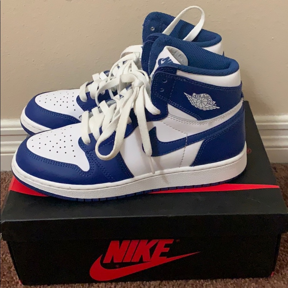 Nike Air Jordan 1 Storm Blue Size 5Y GS